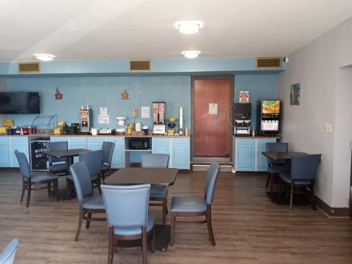 Days Inn & Suites By Wyndham Rocky Mount Golden East Extérieur photo